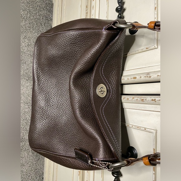 Coach Chelsea signature turn lock brown pebble leather bag with charms - Picture 6 of 15